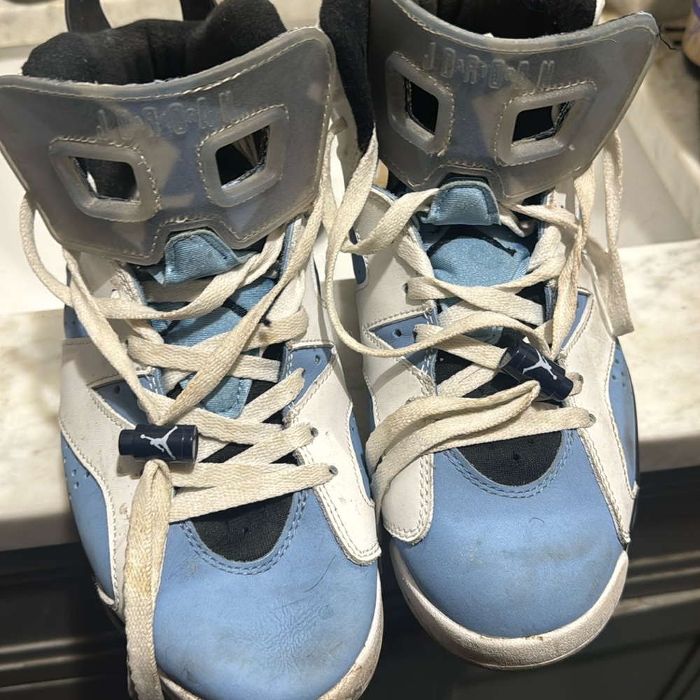Jordan retro 6 shoes